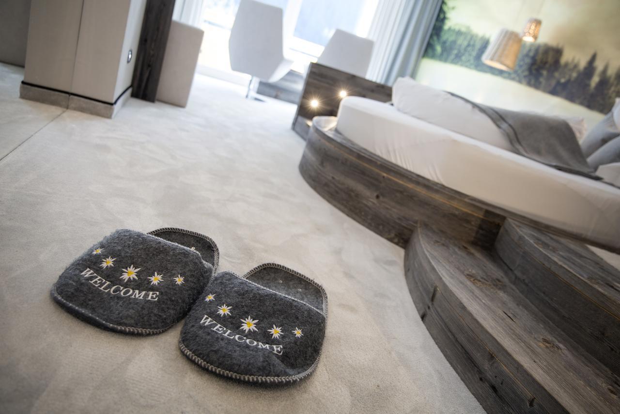 Olympic Spa Hotel - Adults Only ヴィーゴ・ディ・ファッサ エクステリア 写真